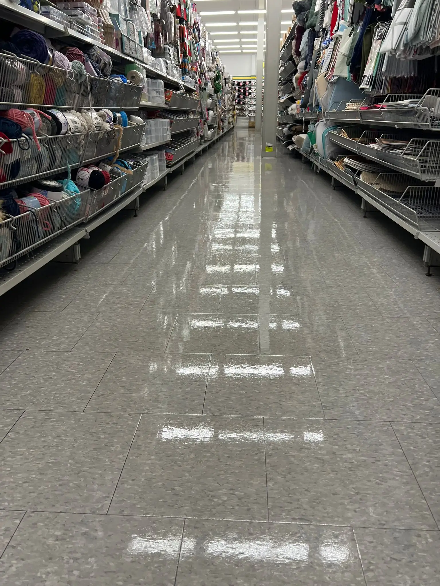 Retail Cleaning Services in Miami